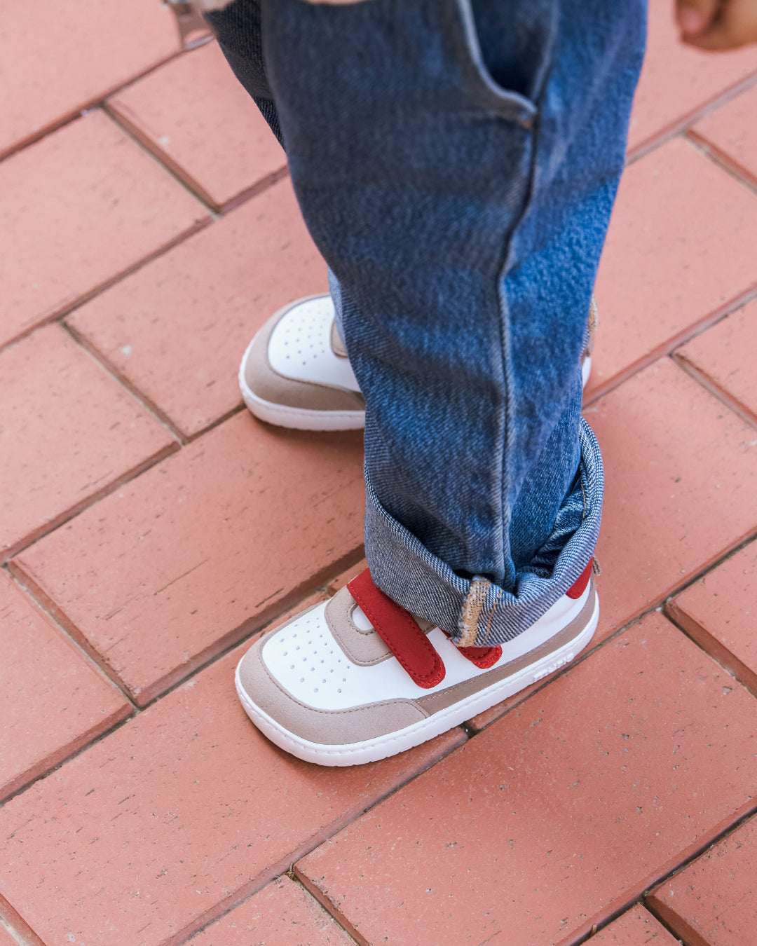 MURIS PETRA MINI FIRE RED