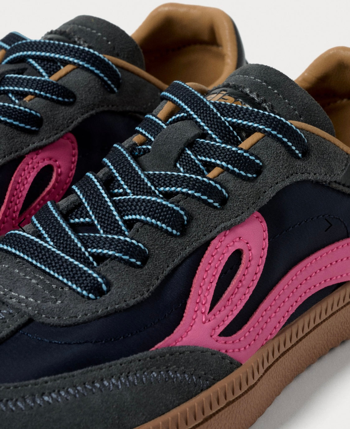 Lejan One Navy/Electric Pink